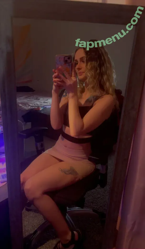 brib2saucey nude photo #0011 (brib2saucey)