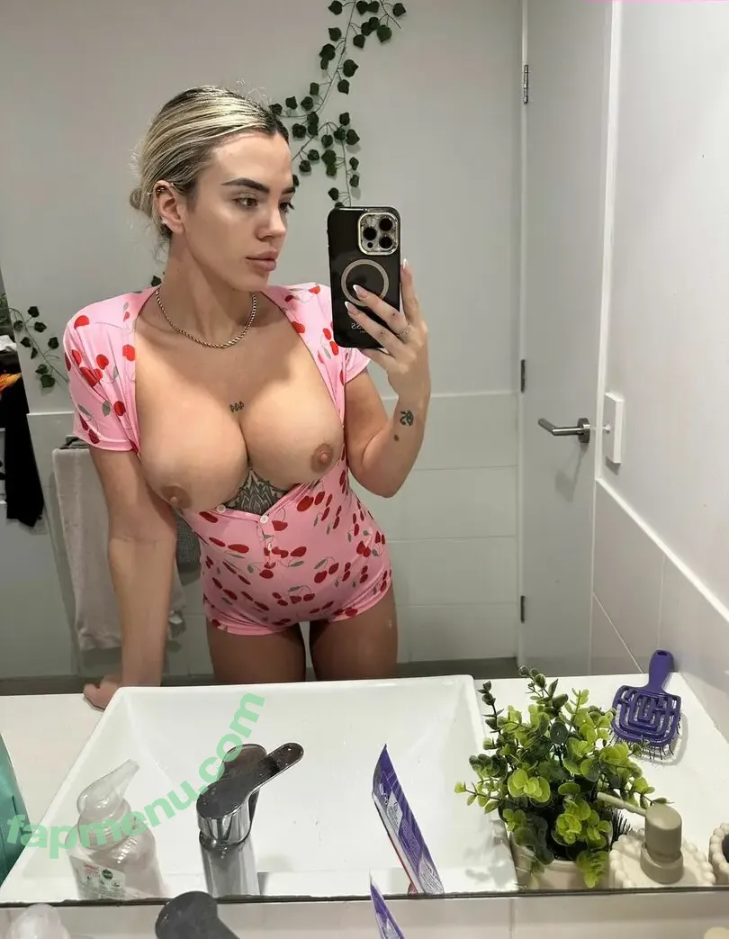 Bridgetl__ nude photo #0019 (Bridget L / bridgetl___ / lilbxx)