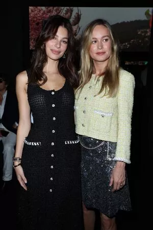Brie Larson / brielarson nude photo #0373