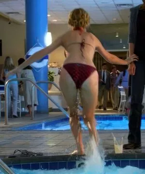 Brie Larson / brielarson nude photo #0399