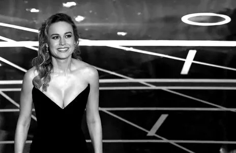 Brie Larson / brielarson nude photo #0431