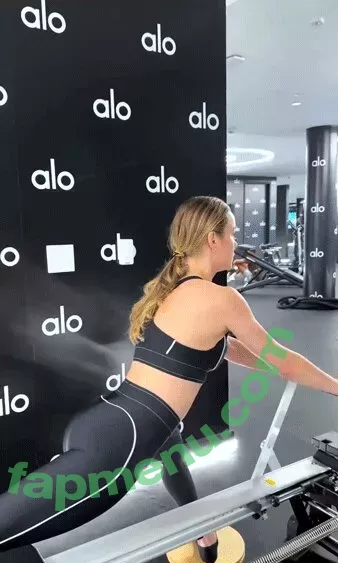 Brie Larson nude photo #0491 (brielarson)