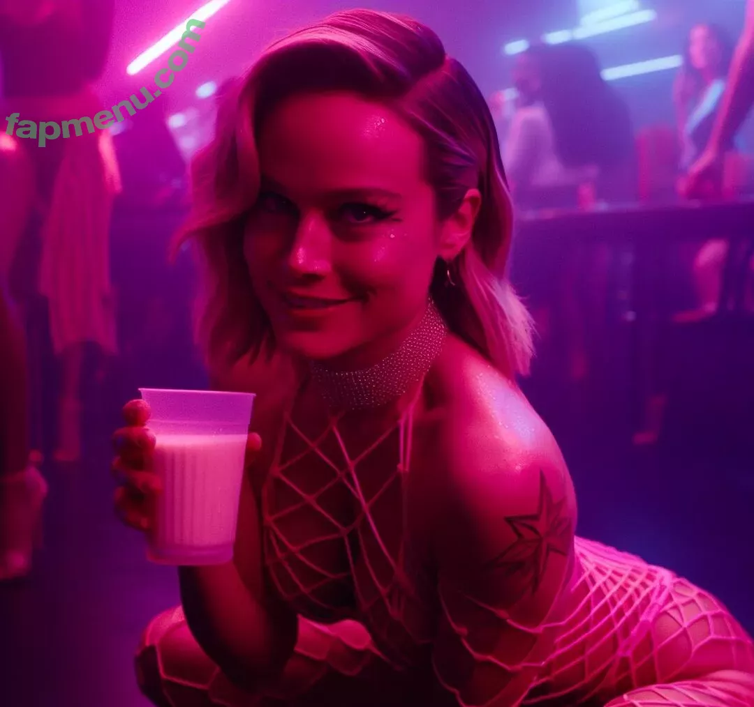 Brie Larson nude photo #0553 (brielarson)