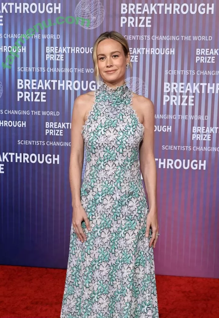 Brie Larson nude photo #0940 (brielarson)