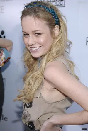 Brie Larson / brielarson nude photo #1199
