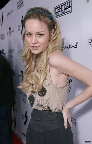Brie Larson / brielarson nude photo #1201