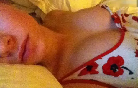 Brie Larson / brielarson nude photo #1223