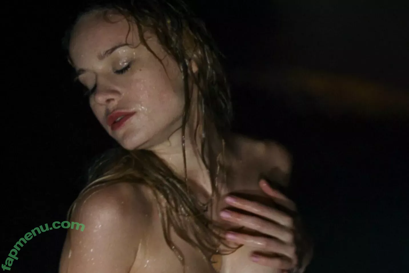 Brie Larson nude photo #1230 (brielarson)