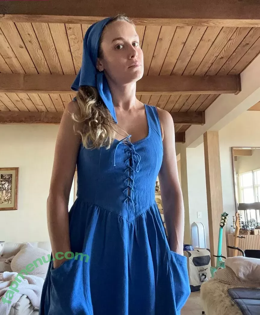 Brie Larson nude photo #1232 (brielarson)