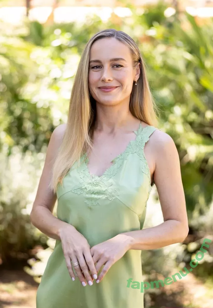 Brie Larson nude photo #1471 (brielarson)
