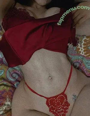  nude photo #0004