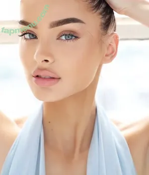 Brighton Sharbino / brightonsharbino nude photo #0014
