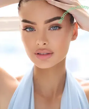 Brighton Sharbino / brightonsharbino nude photo #0015