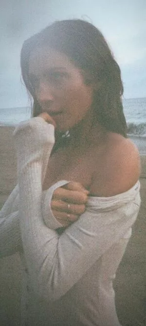 Brittany Snow / brittanysnow nude photo #0040