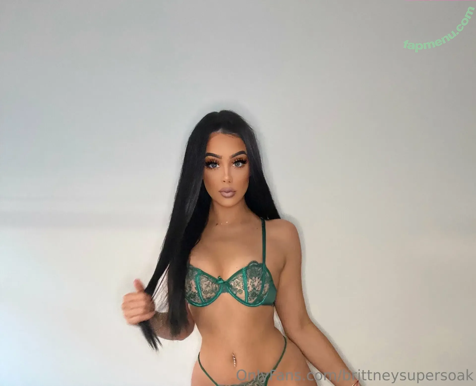 brittneysupersoak nude photo #0097 (thesaucyrossy)