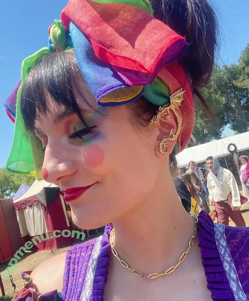 Brizzy Voices nude photo #0092 (Anna Brisbin / brizzysee / brizzyvoices)