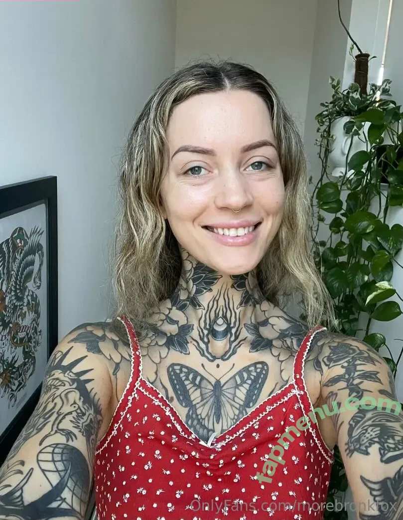 Bronkfox nude photo #0019 (Morebronkfox)