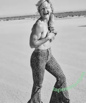 Brooke Ence / brookeence nude photo #0122