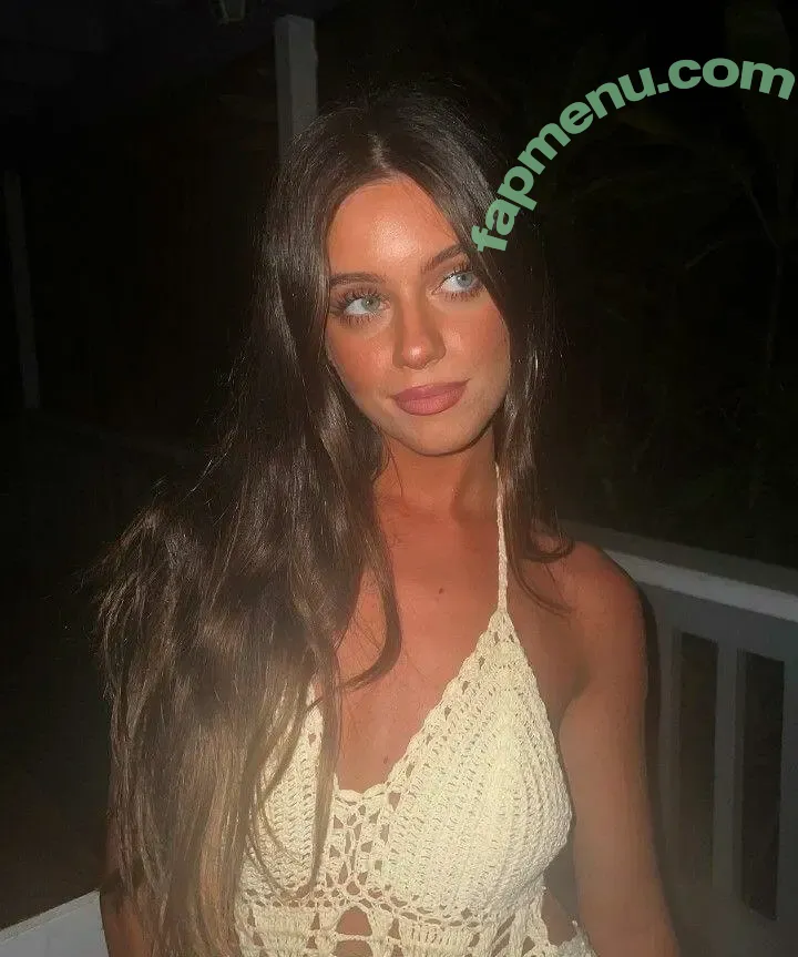 Brooke Flecca nude photo #0018 (bdgrlbklyn)
