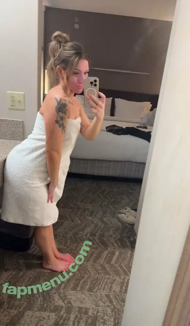 brookeeebabe nude photo #0017 (brookeeebabee)