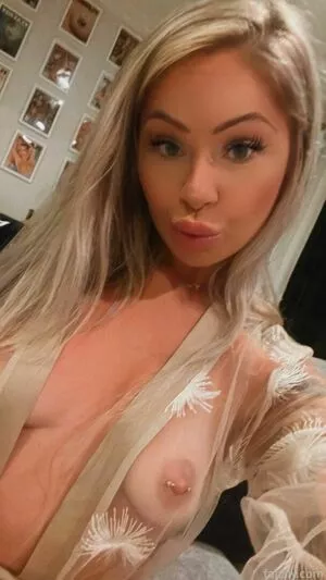 brookeshowsxx nude photo #3956