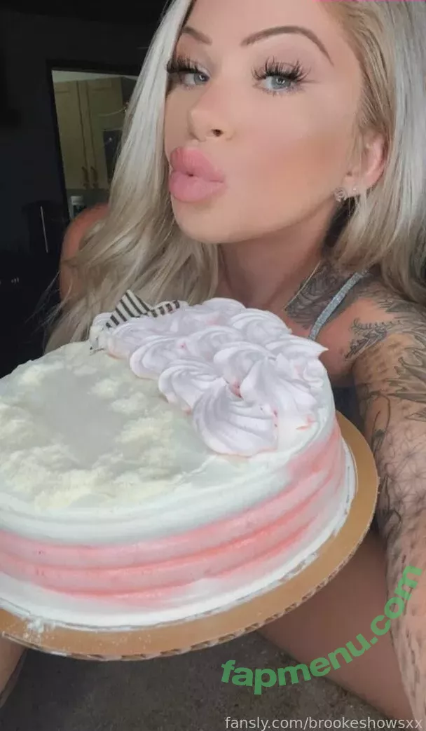 brookeshowsxx nude photo #3759 (brookeshowsxx)