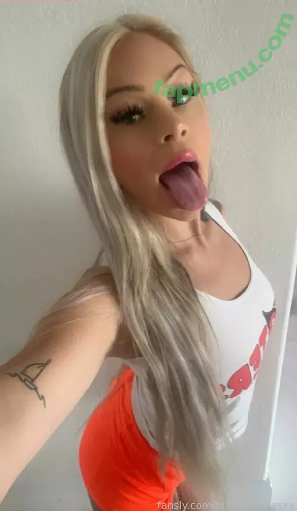 brookeshowsxx nude photo #3939 (brookeshowsxx)