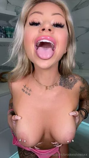 brookeshowsxx nude photo #4091