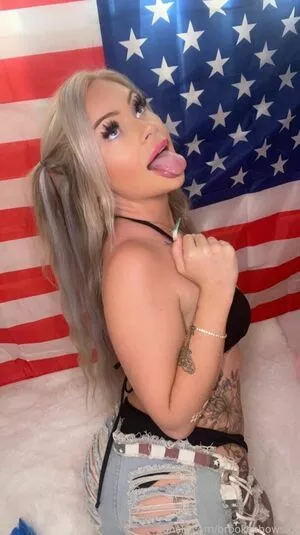brookeshowsxx nude photo #4356