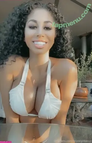  nude photo #0002