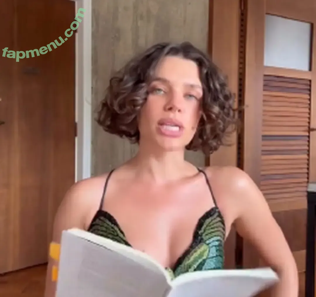 Bruna Linzmeyer nude photo #0199 (brunalinzmeyer)