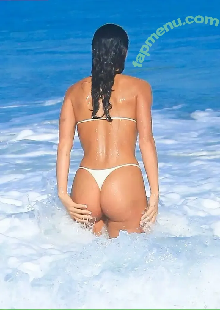 Bruna Marquezine nude photo #0780 (brumarquezine / brunamarquezine)