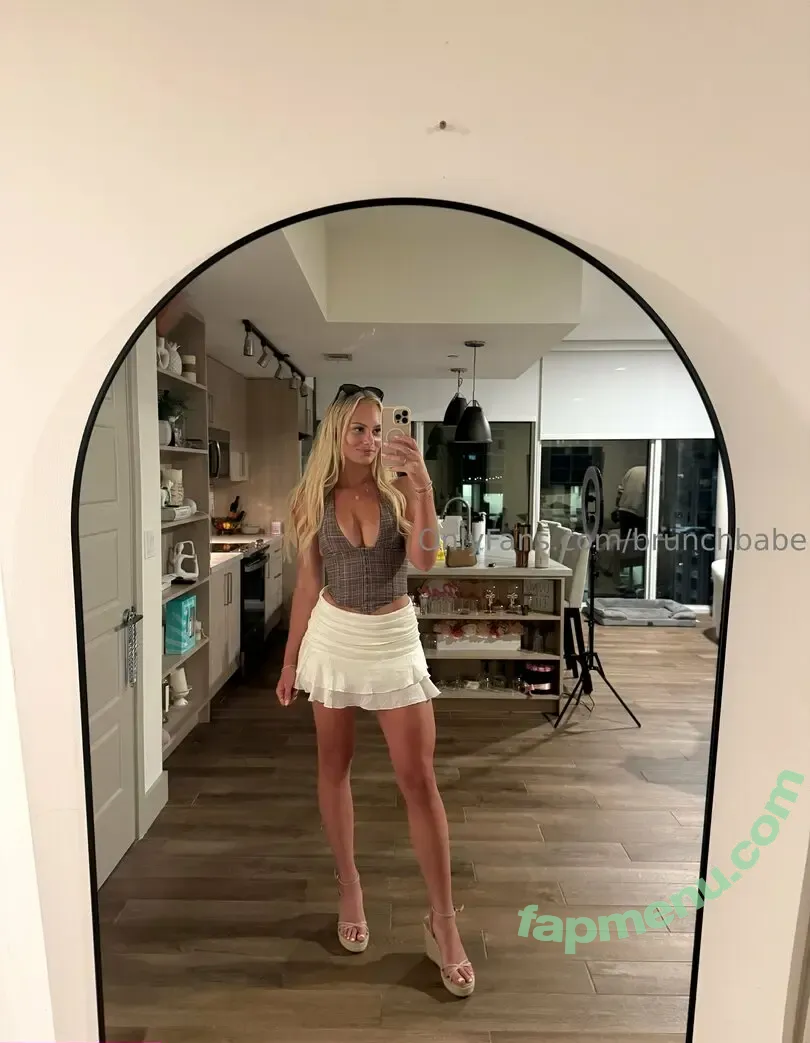 brunchbabe nude photo #0012 (brunchbabeofficial)
