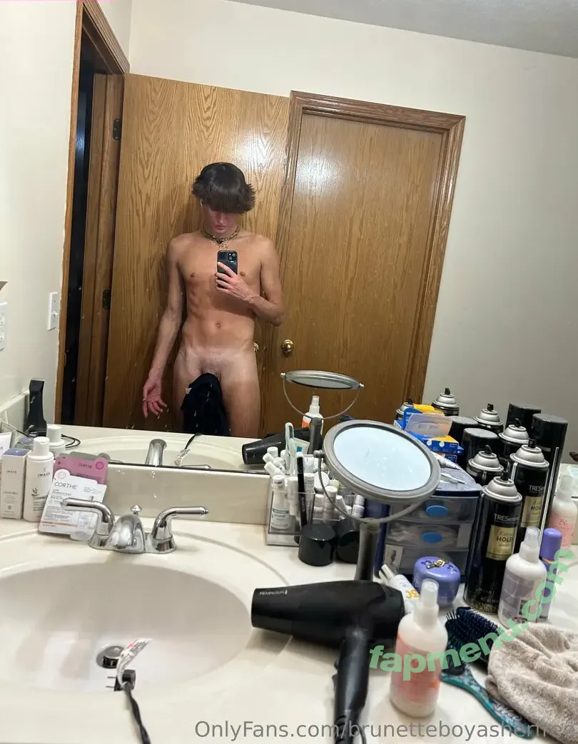 brunetteboyasherfree nude photo #0012 (brunetteboyasherfree)