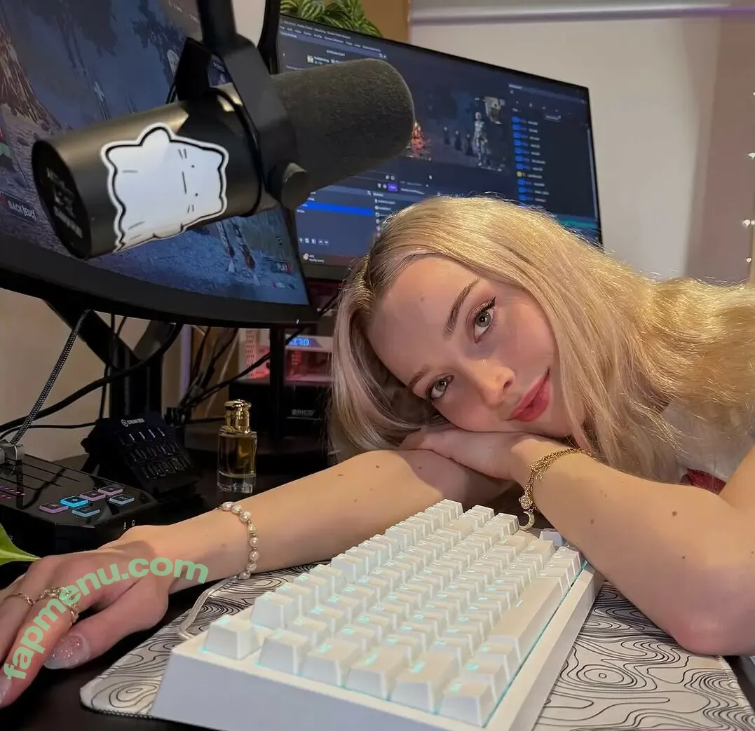 Bubbell nude photo #0077 (buttmior / itsbubbell)