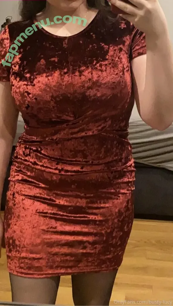busty-lucy nude photo #0007 (lucy.laistner_)