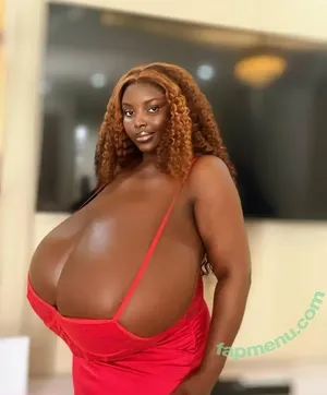 Busty Vivian / official_busty_vivian nude photo #0094