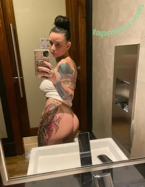 bustybunnixxx / bustybunni2.0 nude photo #0061