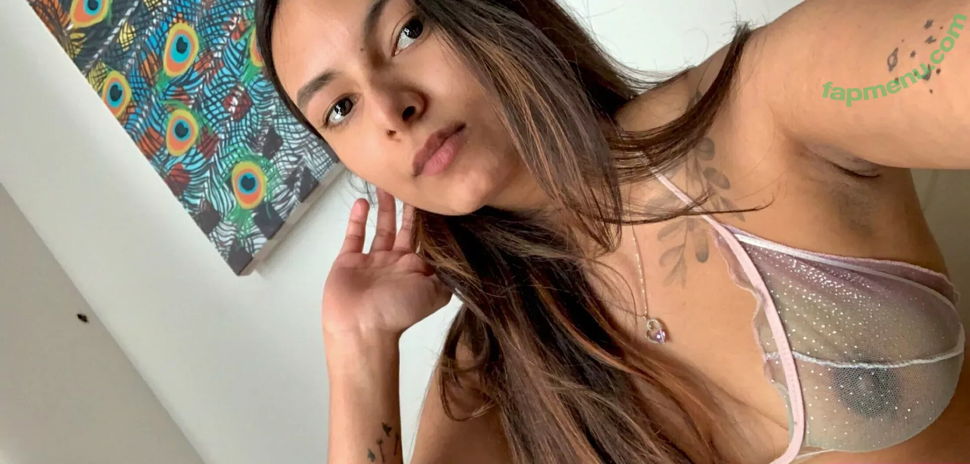 bustypetitemyra nude photo #0037 (Myra / petite.myra)