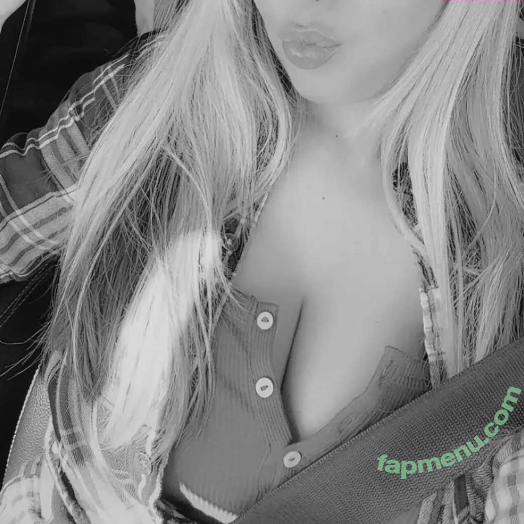 BustyVeronica nude photo #0025 (Veronicaisbusty / ladyveronica_)