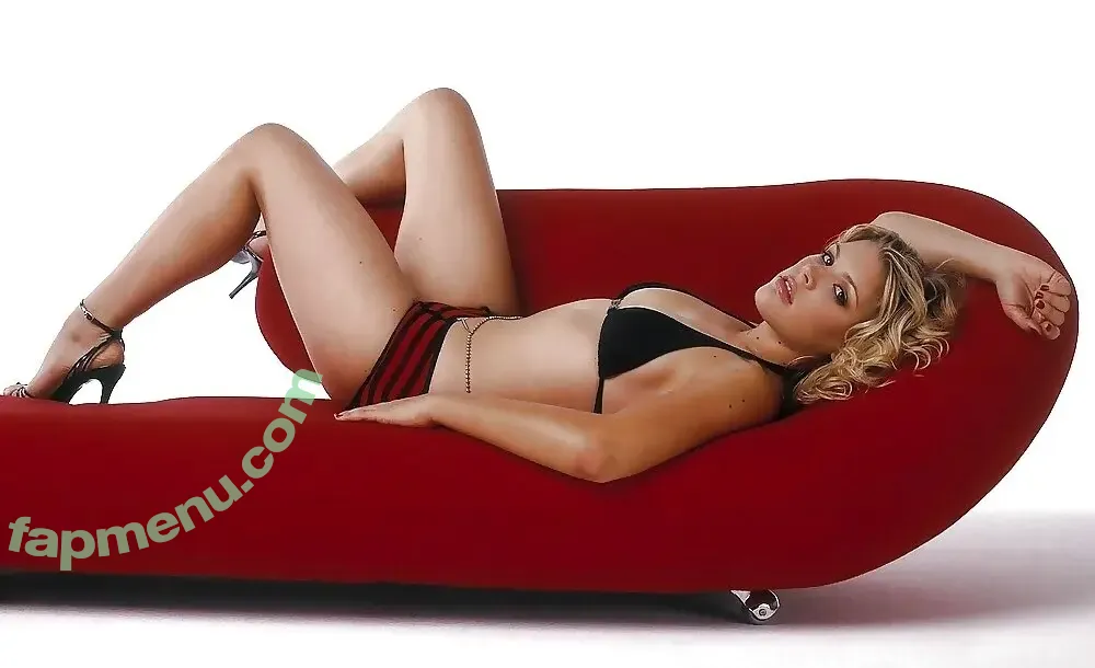 Busy Philipps nude photo #0156 (busyphilipps)