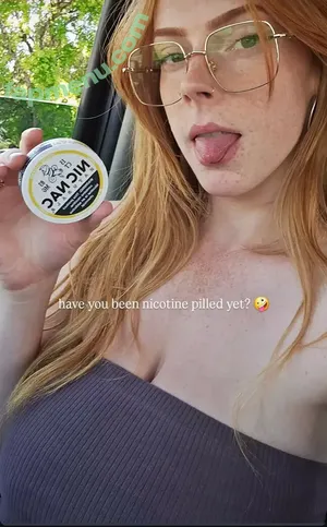 Bygwenboise nude photo #0003
