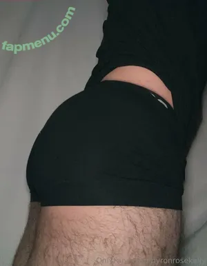  nude photo #0001