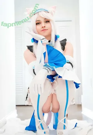  nude photo #0002