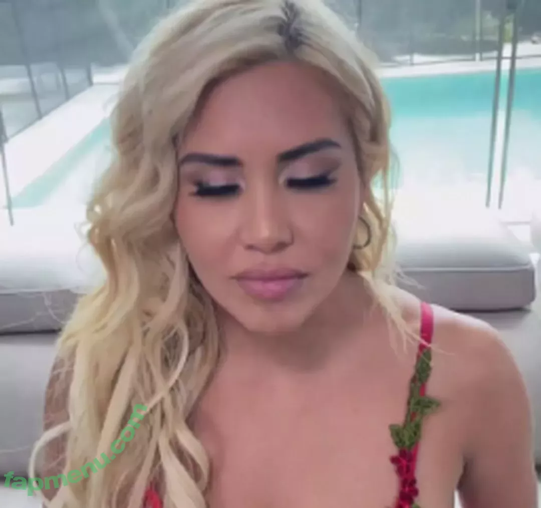 Caitlin Bell nude photo #0032 (LatinaBellxoxo / caitlinisnaughty / officialcaitlinbell)