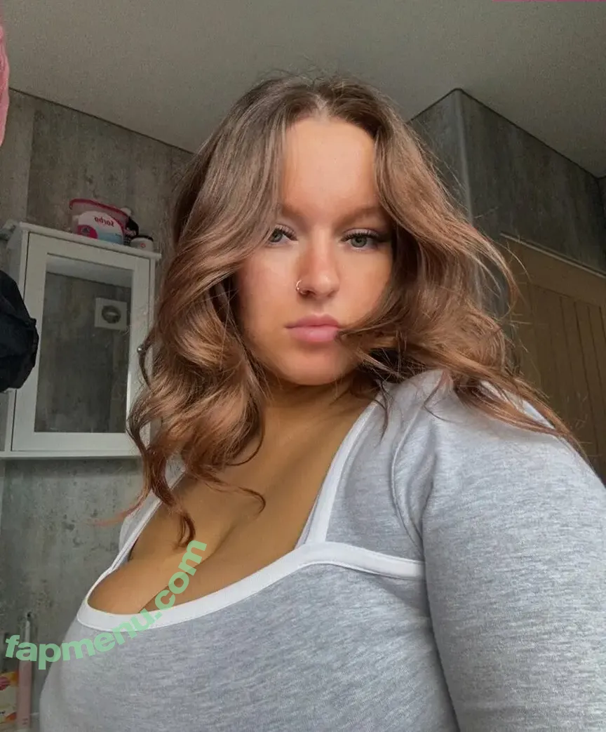 caitlin.mayx nude photo #0062 (caitlinrawlingss)