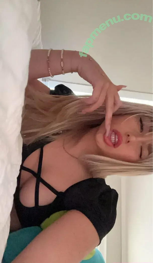 caitlinspicy nude photo #0030 (misscatspice)
