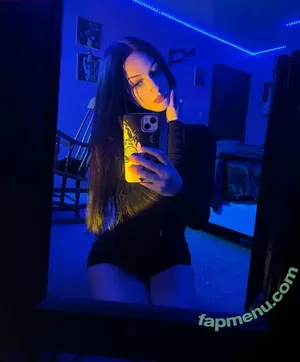 Caitlyn Mueller / caitlynmueller nude photo #0005