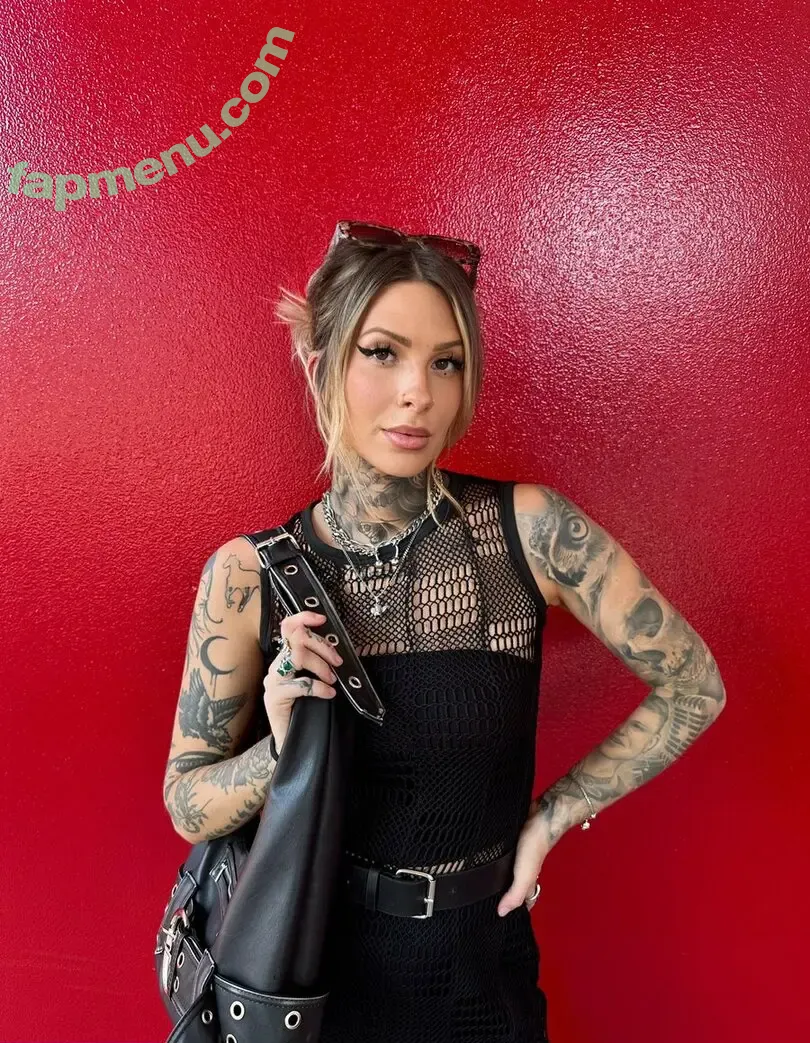 Caity Babs nude photo #0008 (Caity Babs)