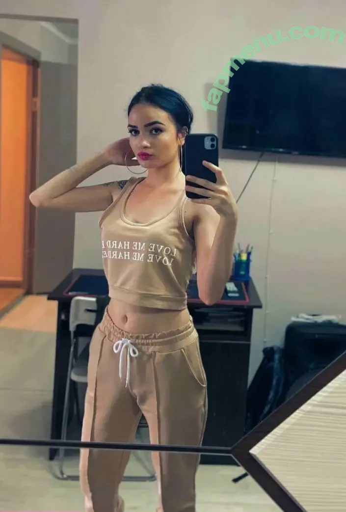 callistaswan nude photo #0007 (callans_r)